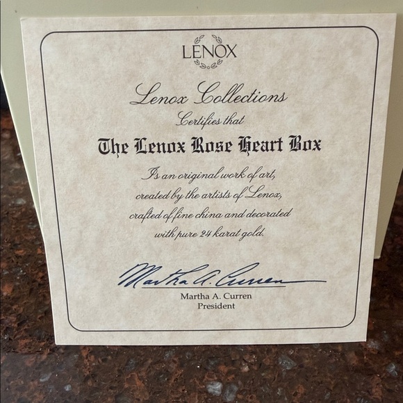 Lenox Collection - Picture 6 of 7